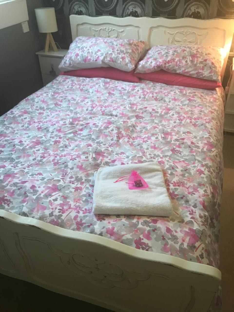 2 Bed, Ground Floor Bijou Georgian City Apartment バース エクステリア 写真